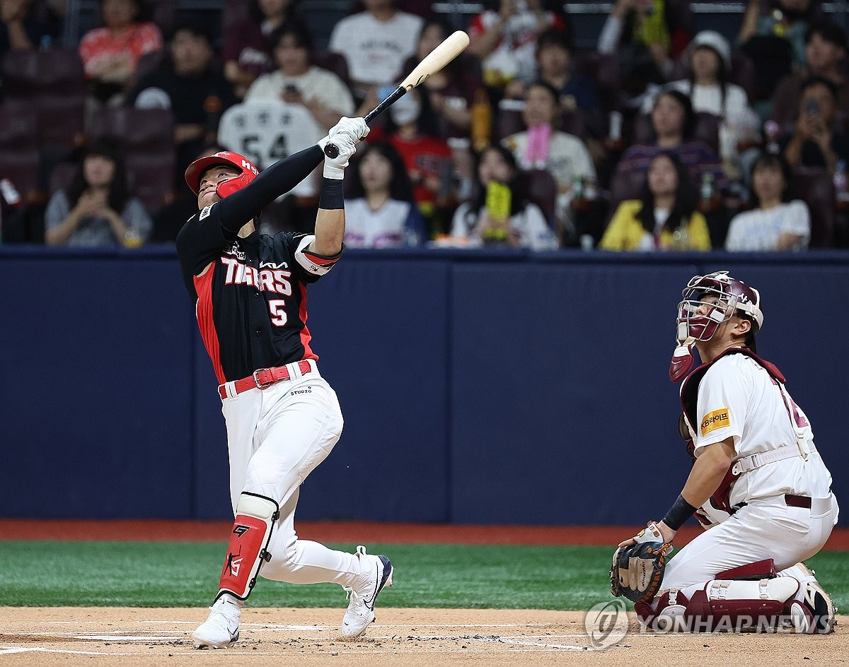 新月没和内马尔谈终止合同，球员想参加2026年世界杯