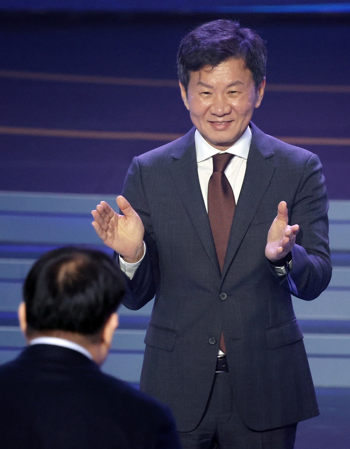 本赛季下滑原因？哈里伯顿：对手对我全场紧逼，我无法参与进攻