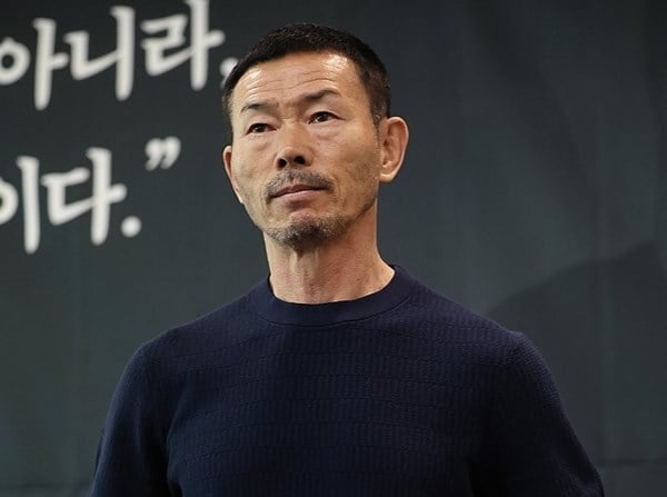 终于命中！文班底角顶投三分命中，打开圣诞大战三分账户